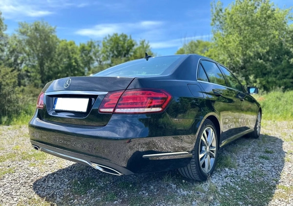 Mercedes-Benz Klasa E cena 69900 przebieg: 252900, rok produkcji 2014 z Piechowice małe 92